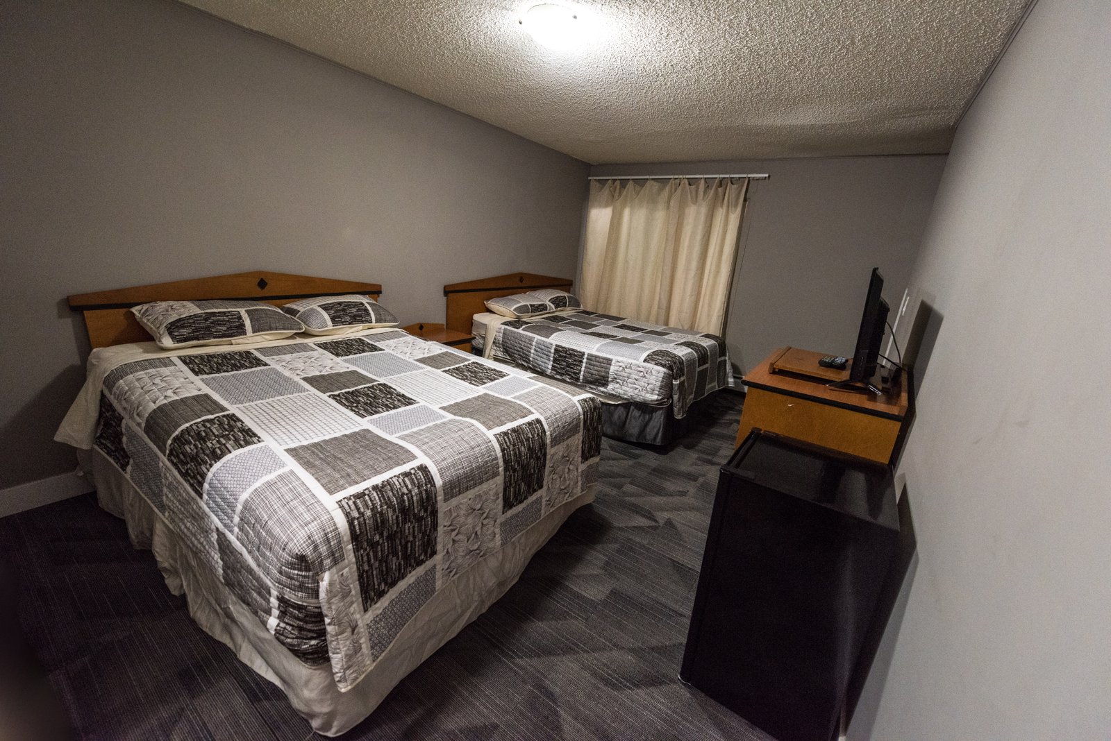 Deluxe Double Beds with Kitchenette